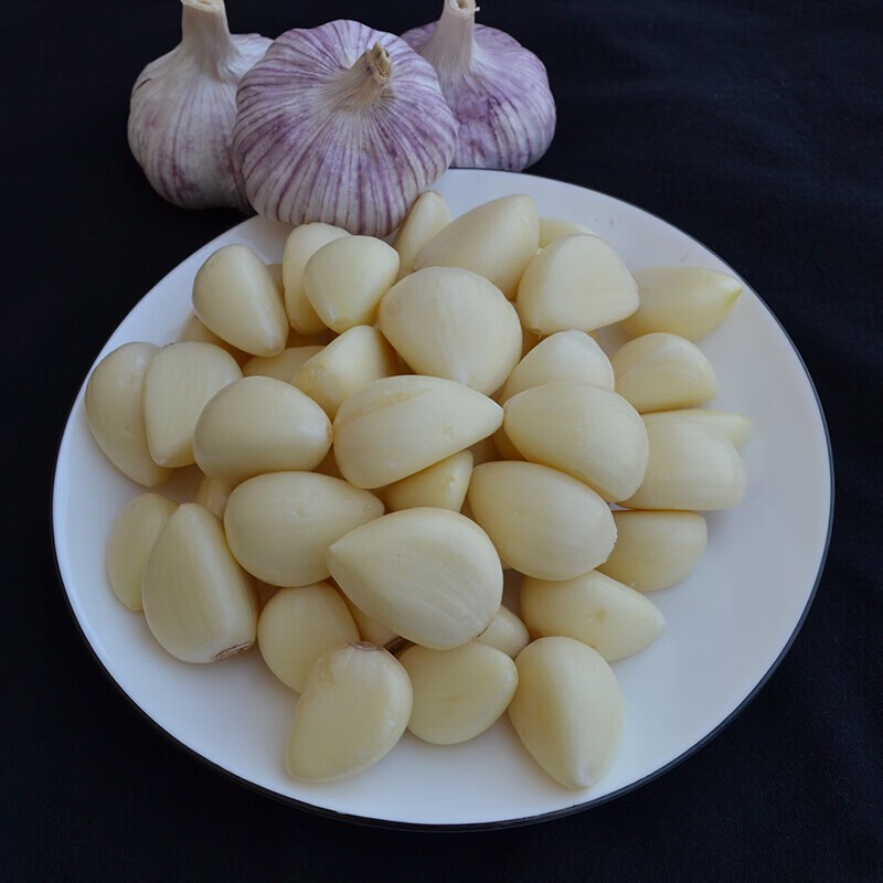 Garlic Whole Peeled